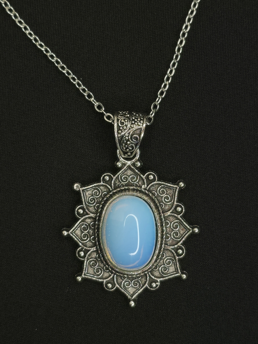 Source Unknown Vintage Style Silver Blue Oval Gemstone Filigree Statement Neckla